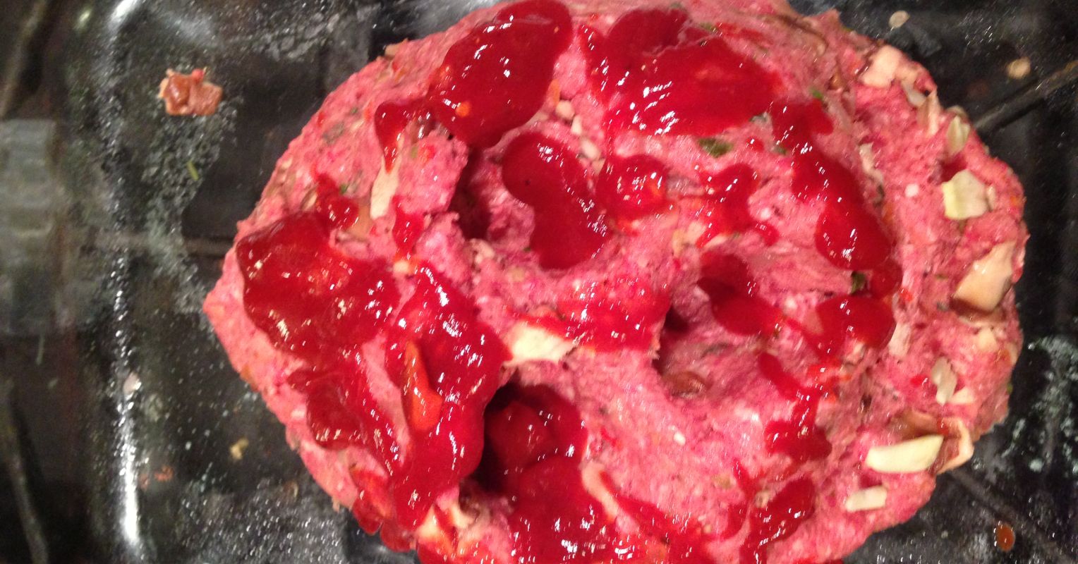 Did Neandertals Try to eat Raw Flesh and Brains?