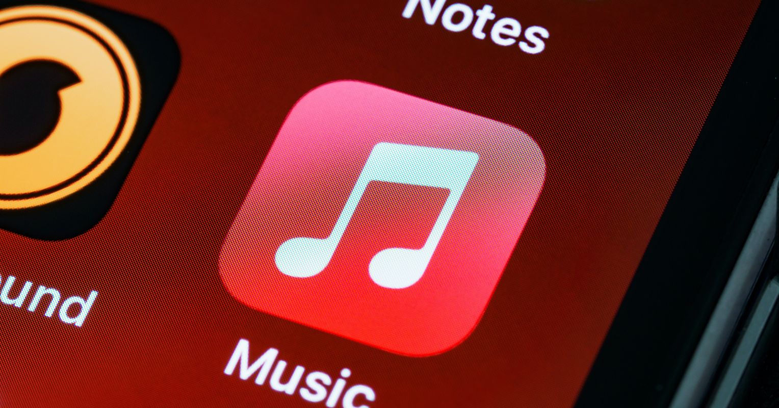 How Does Tunes Relate to Teen Sexting?