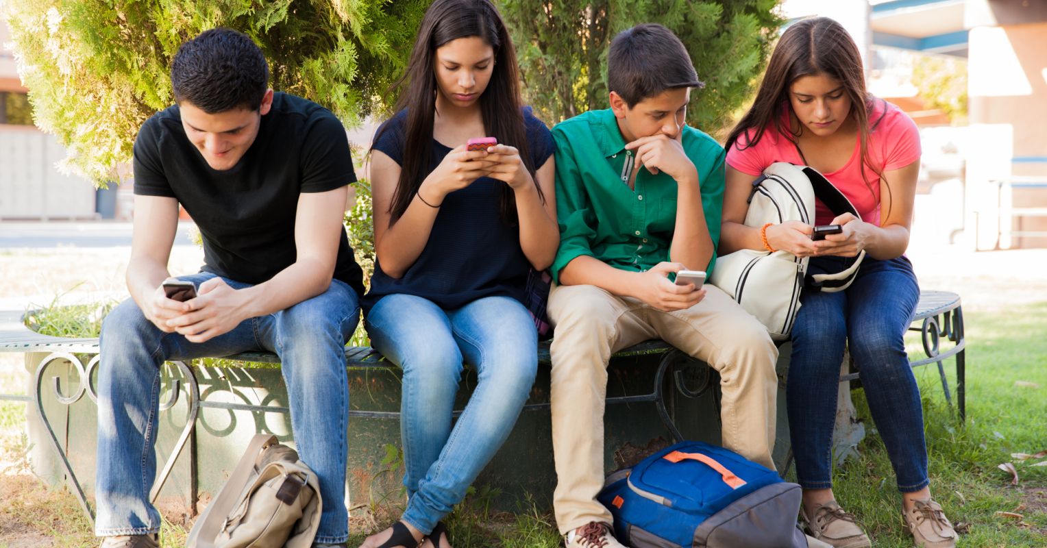 3 Competencies Teens Can Acquire to Have a Wholesome Relationship with Know-how