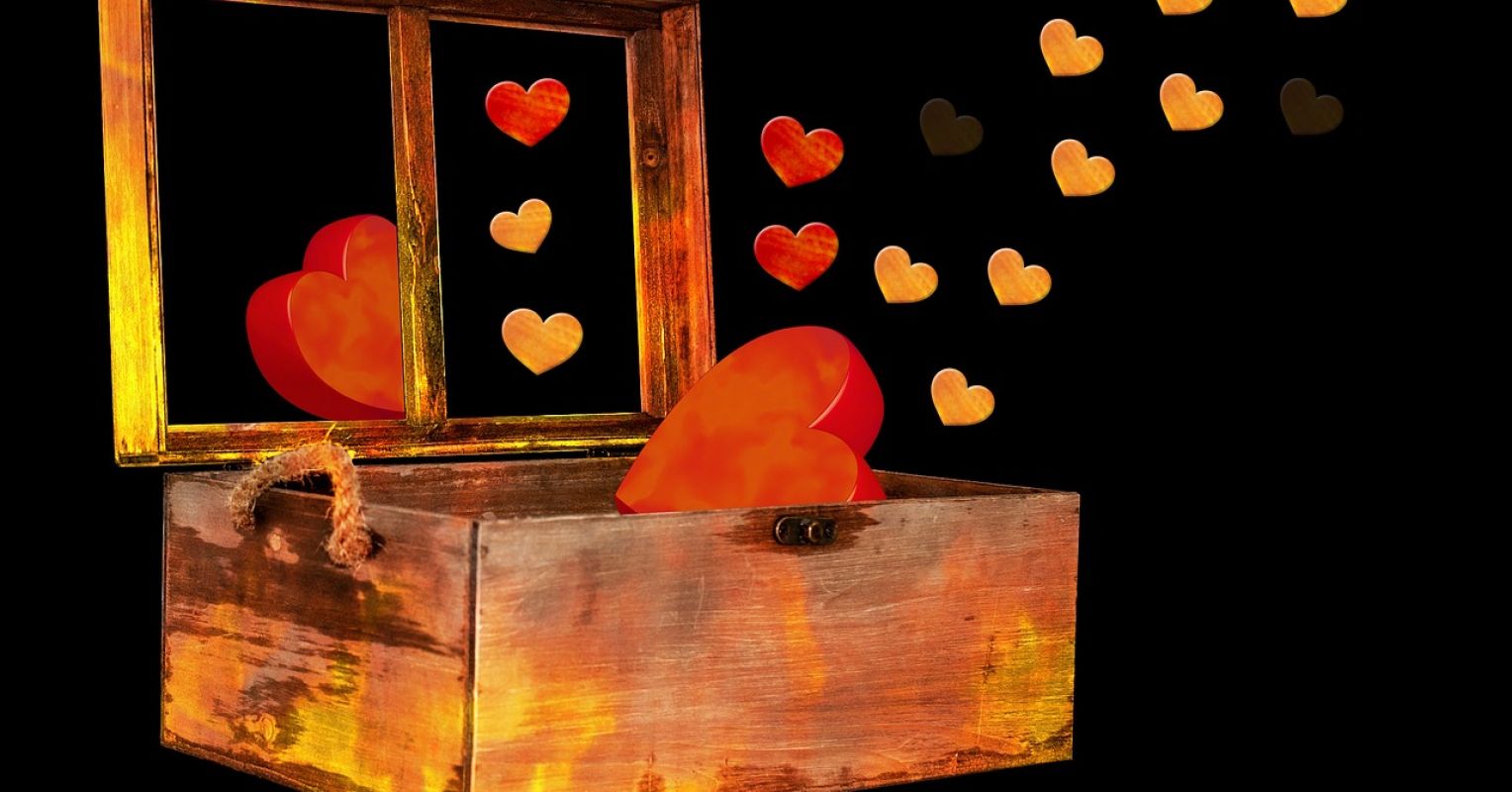 Joint Bank Accounts Shell out Happiness Dividends for Couples