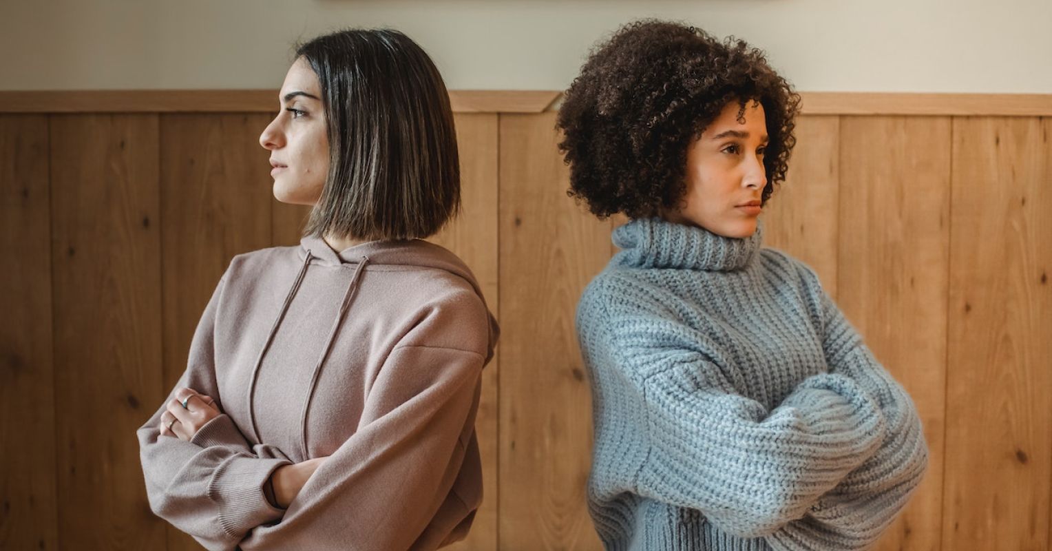 Minimize Off Get in touch with or Have a Speak? 43 Ways Friendships Close