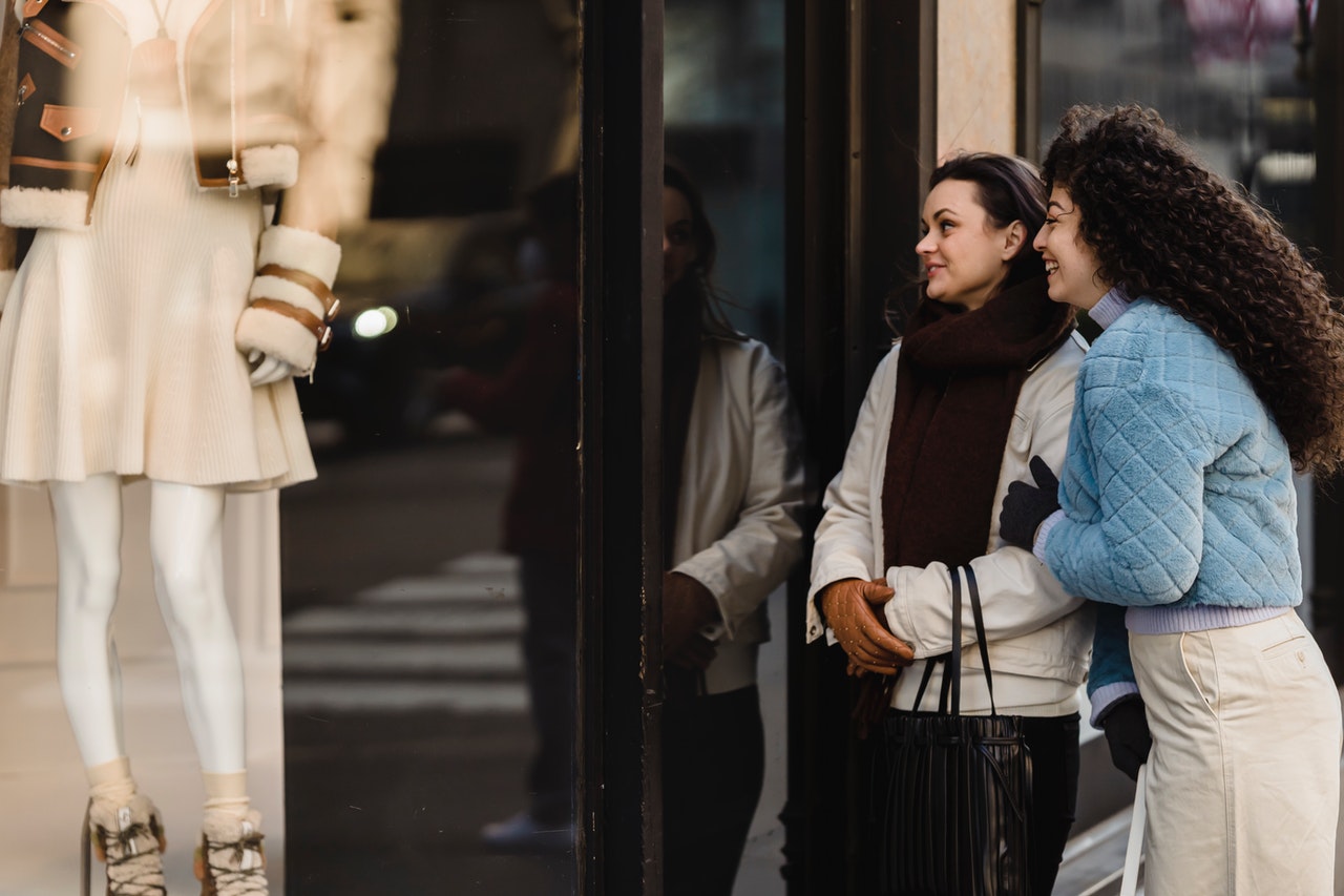 21st-Century Searching and Timeless Style Extras