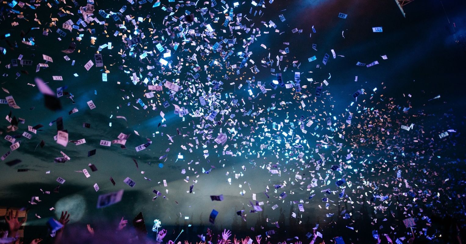 Performers Shouldn’t Have to Dodge Flying Objects