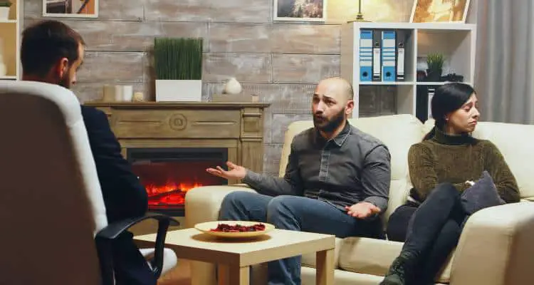 7 Expert Tips To Resolve Conflict In A Marriage