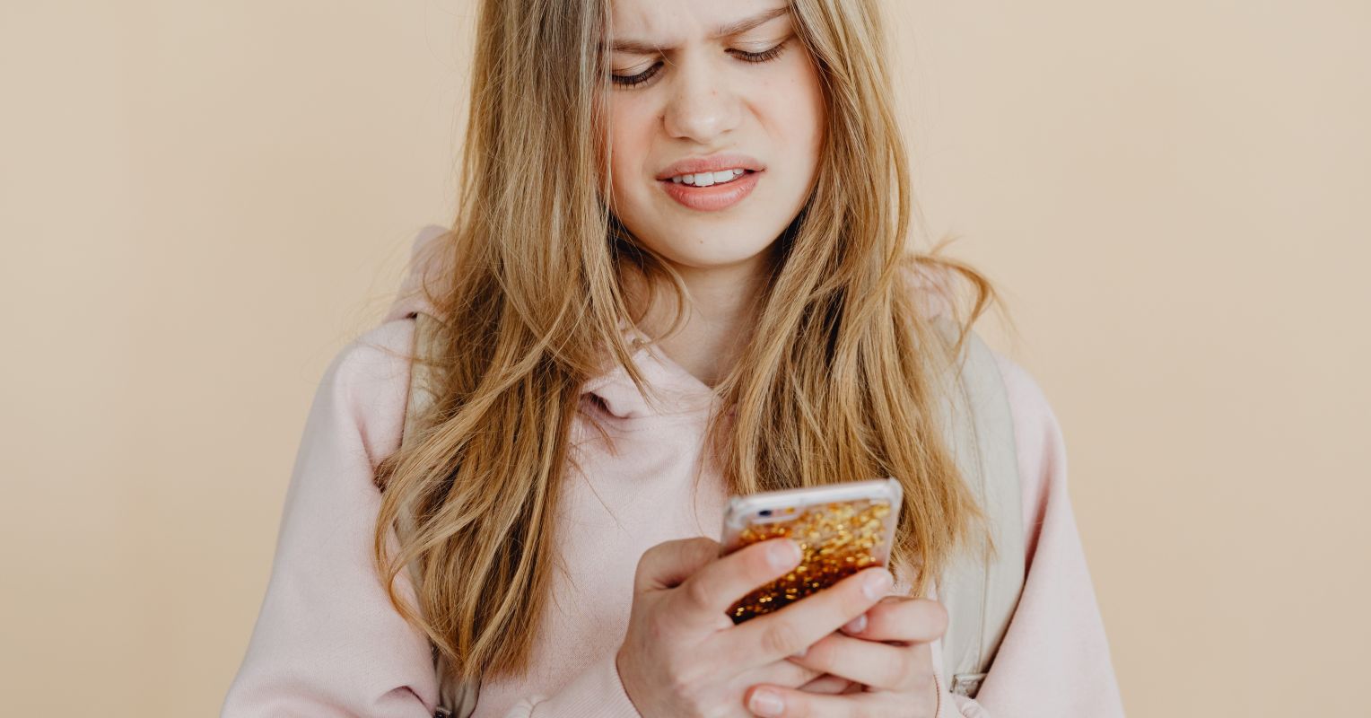 The Messy Fact About Teenager Social Media Use and Suicide Possibility