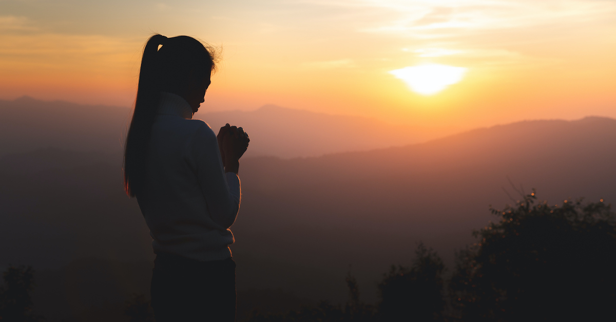 A Prayer for Us to Intentionally Encourage Others – Your Daily Prayer – October 19