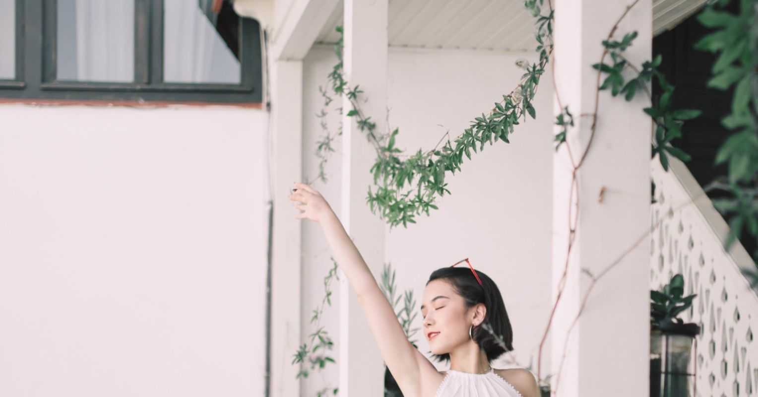 The Psychological Wellbeing Worries of the Girlboss Tradition