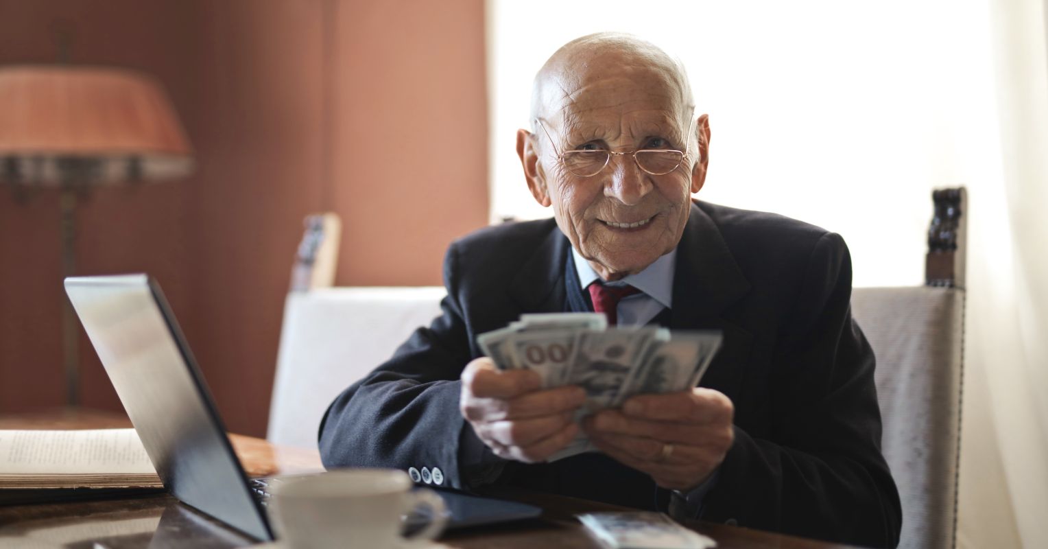 Does Dollars Maximize Self-Esteem and Happiness?