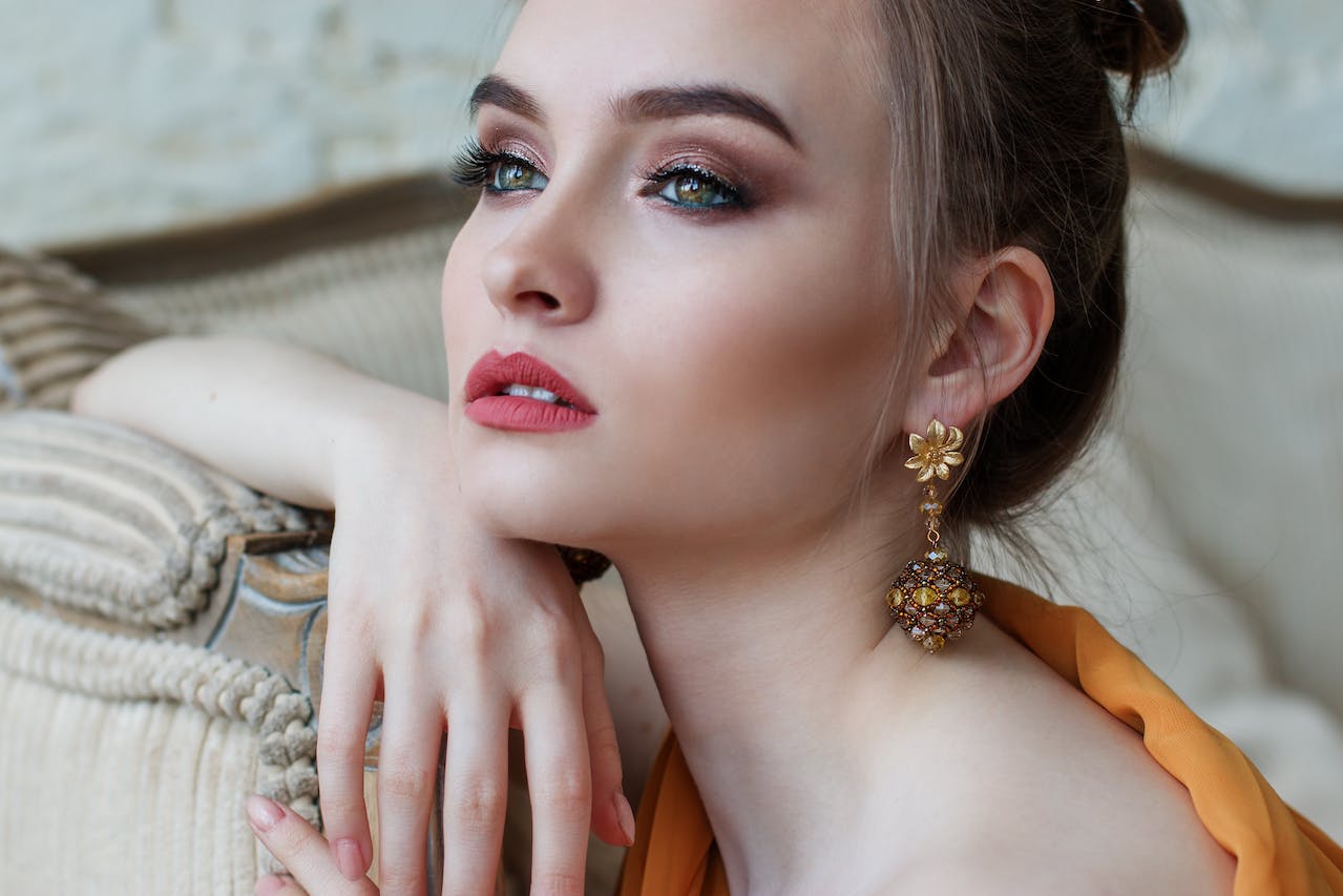 Easy Elegance: Attaining Wispy Lash Perfection – A Thorough Guide to Subtly Alluring Eyes